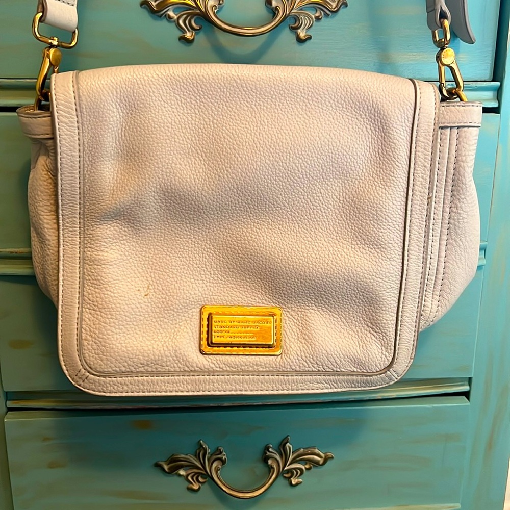 Really nice Mark Jacob’s cream leather bag
